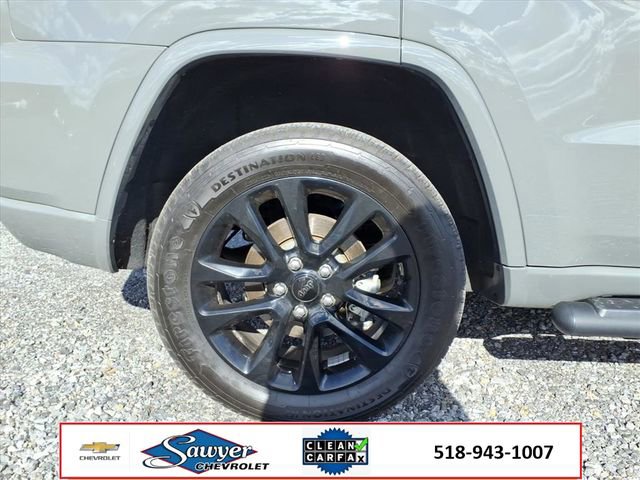 Used 2022 Jeep Grand Cherokee Laredo X image 9