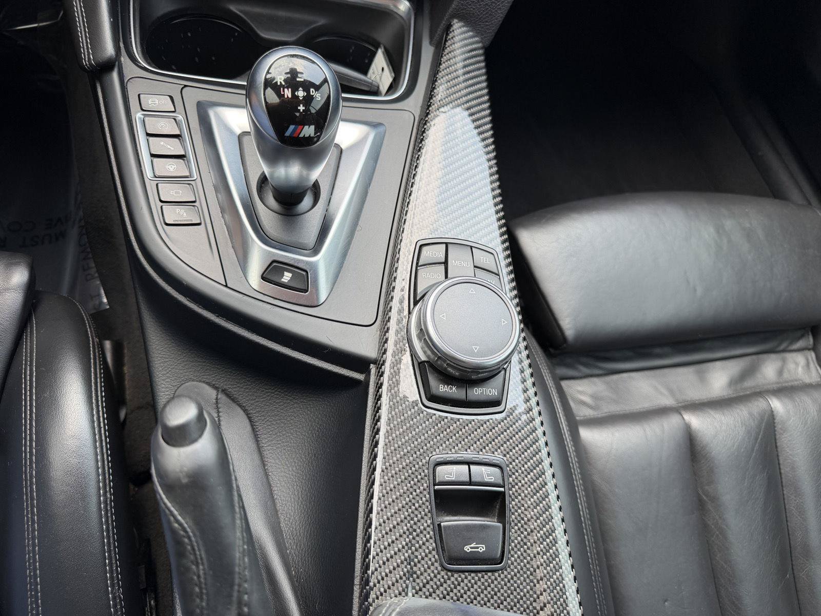Used 2016 BMW M4 Convertible RWD image 23