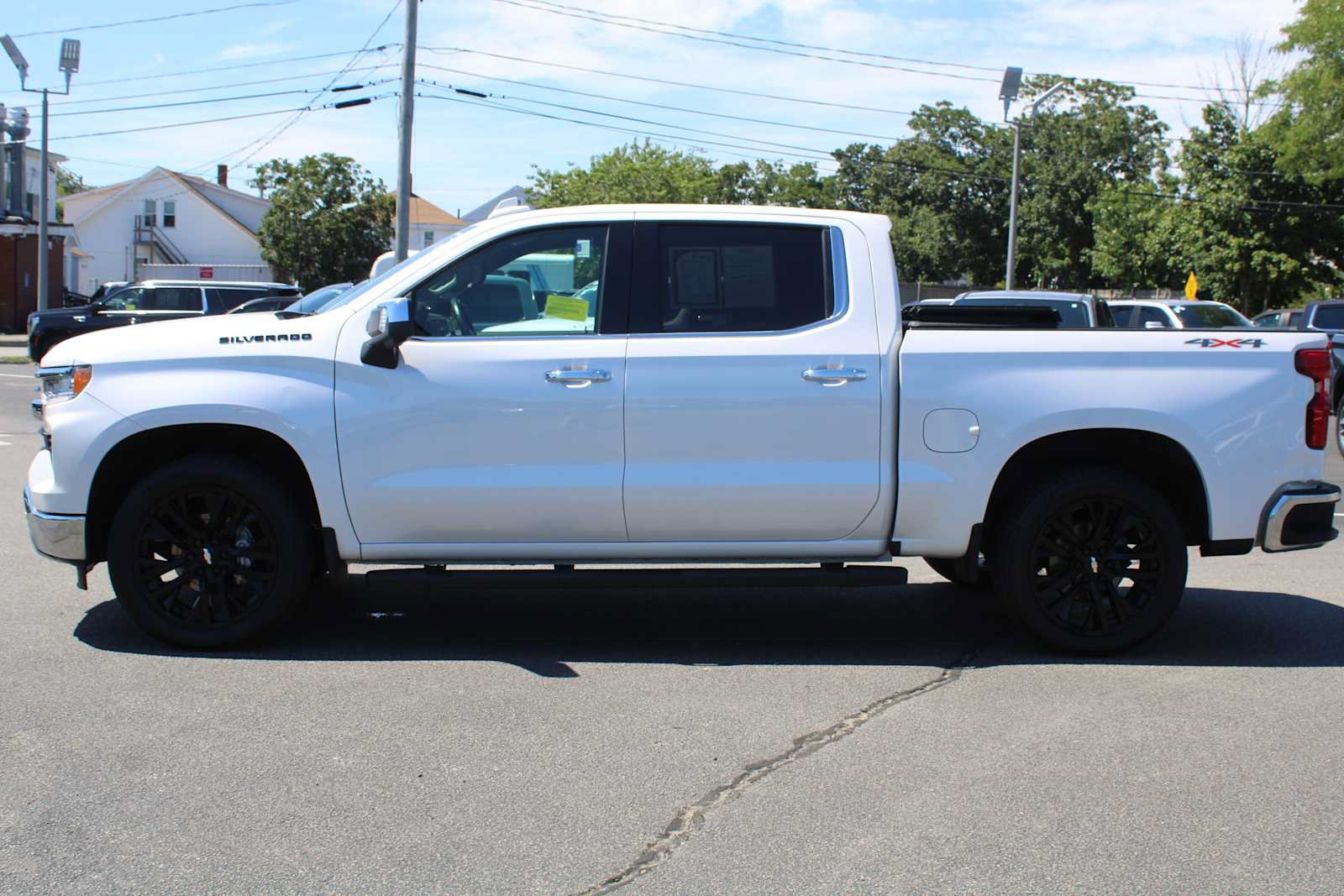 Certified 2022 Chevrolet Silverado 1500 LTZ AWD/4WD image 4