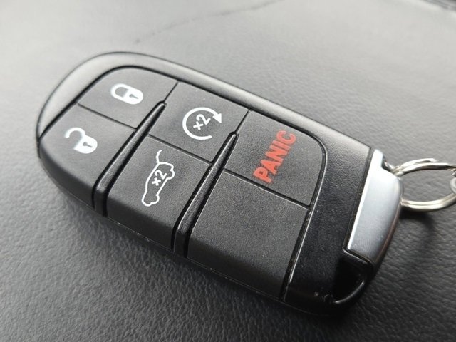 Used 2020 Jeep Grand Cherokee High Altitude image 36