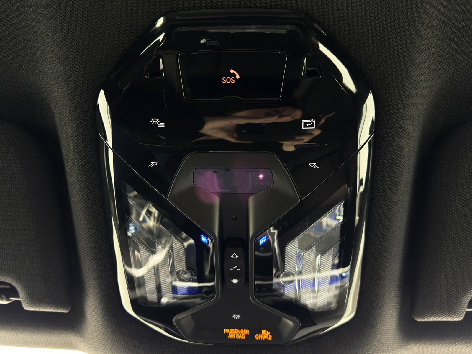 Used 2023 BMW i7 xDrive60 w/ Executive Package 2 image 35