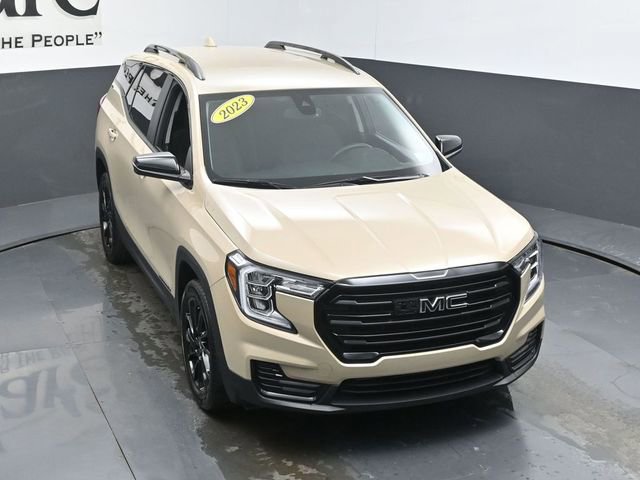 Used 2023 GMC Terrain SLE w/ Driver Convenience Package image 47