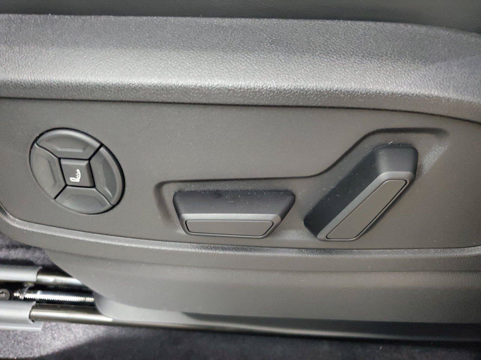 New 2026 Audi SQ5 Premium Plus AWD/4WD image 21