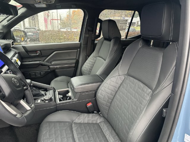 New 2026 Toyota 4Runner TRD Off-Road Premium w/ Tow Technology Package AWD/4WD image 22