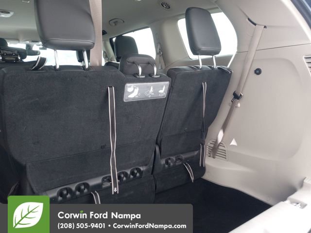 Used 2020 Chrysler Pacifica Touring-L image 28