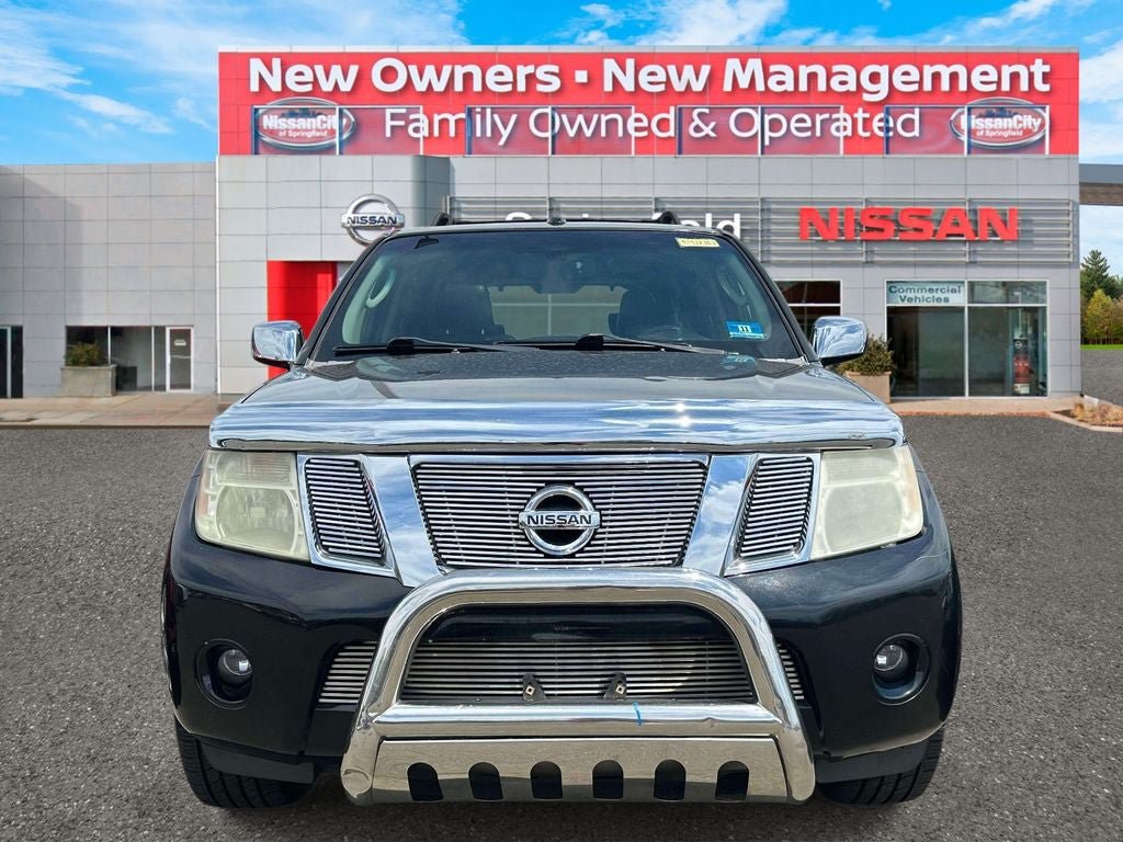 Used 2008 Nissan Pathfinder LE AWD/4WD image 4