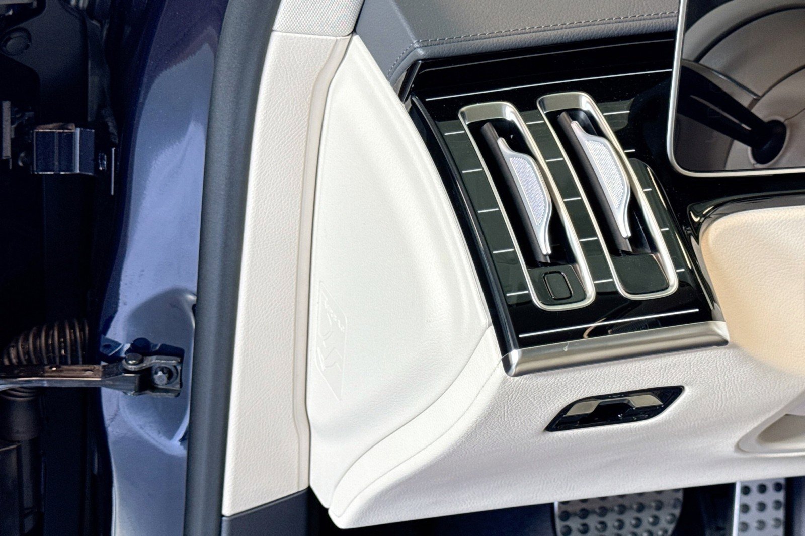 New 2026 Mercedes-Benz S 580 4MATIC Sedan image 10
