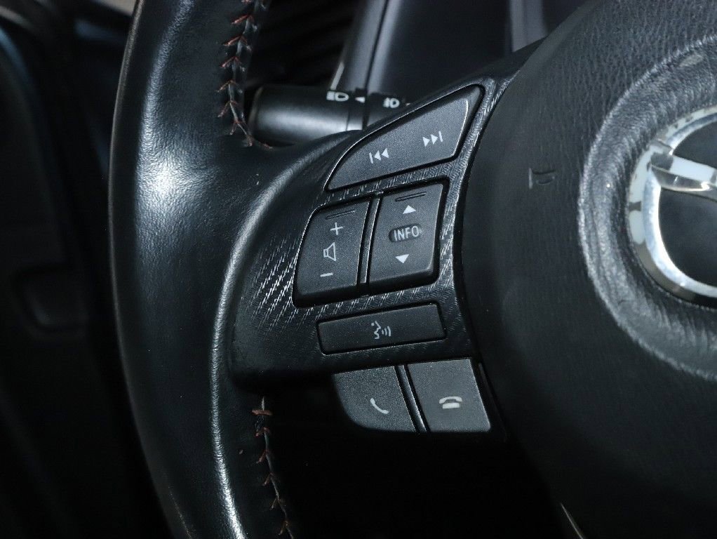 Used 2015 MAZDA MAZDA3 i Grand Touring FWD image 25