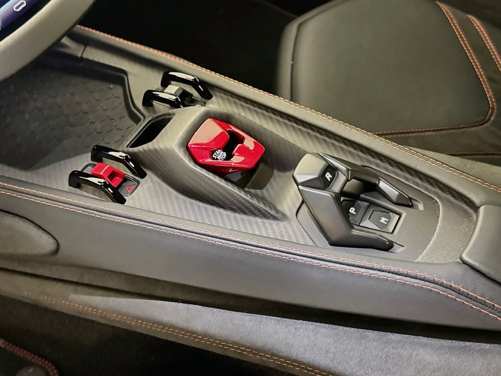 Used 2024 Lamborghini Revuelto AWD/4WD image 16