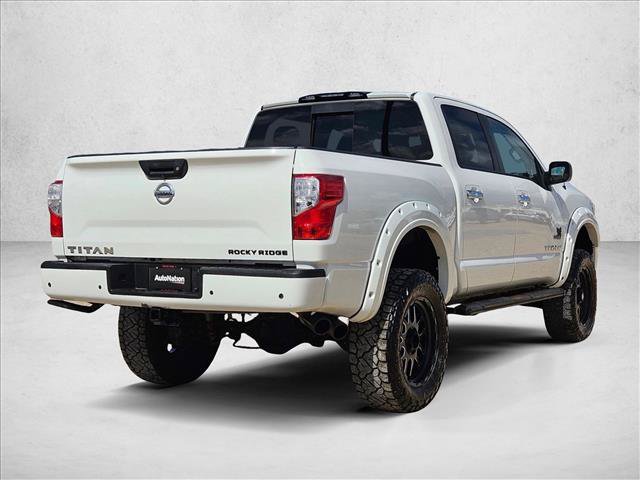 Used 2021 Nissan Titan SV w/ SV Convenience Package AWD/4WD image 5