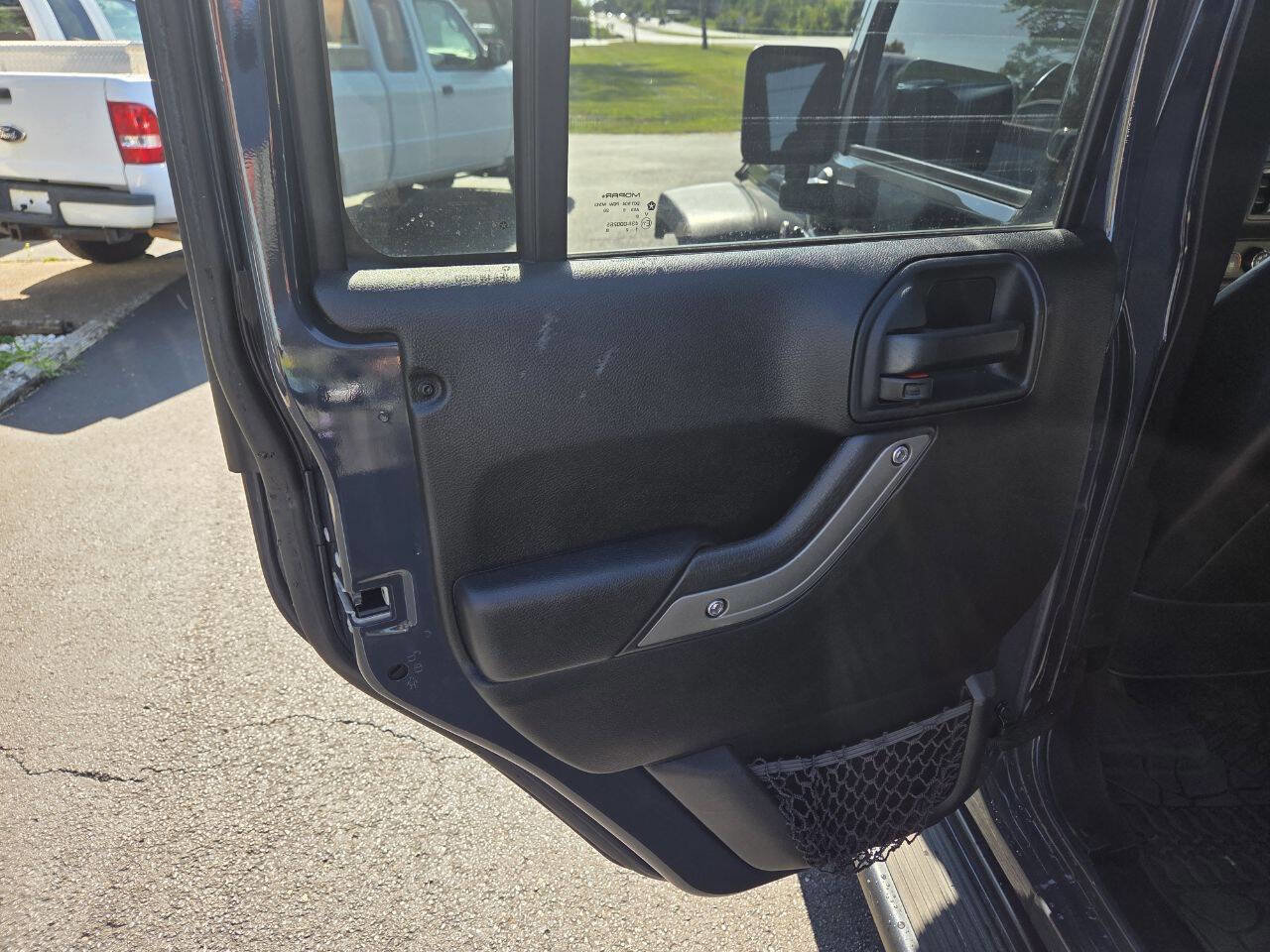 Used 2017 Jeep Wrangler Unlimited Sport w/ Quick Order Package 24S image 17