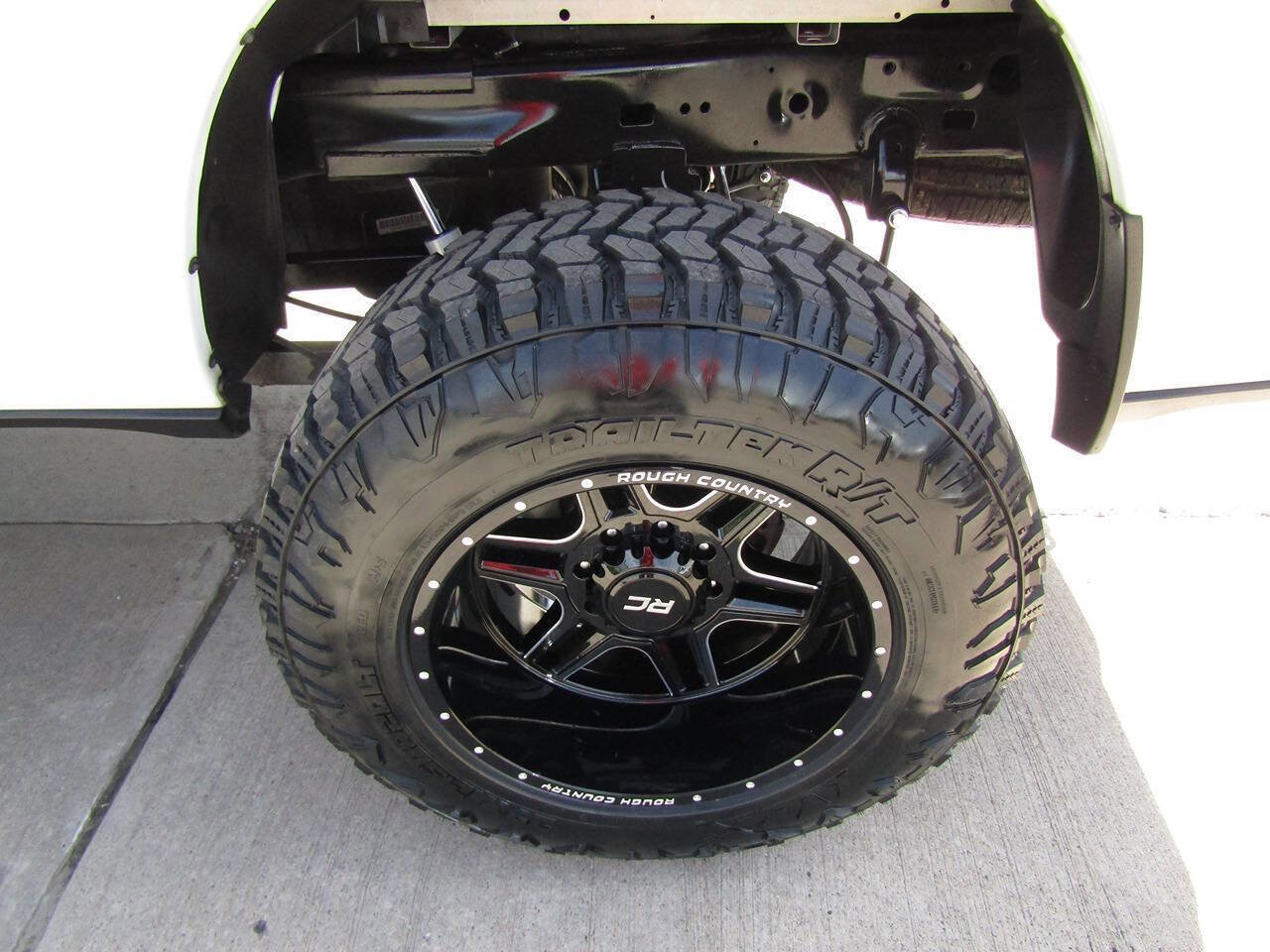 Used 2024 RAM 2500 Big Horn AWD/4WD image 19