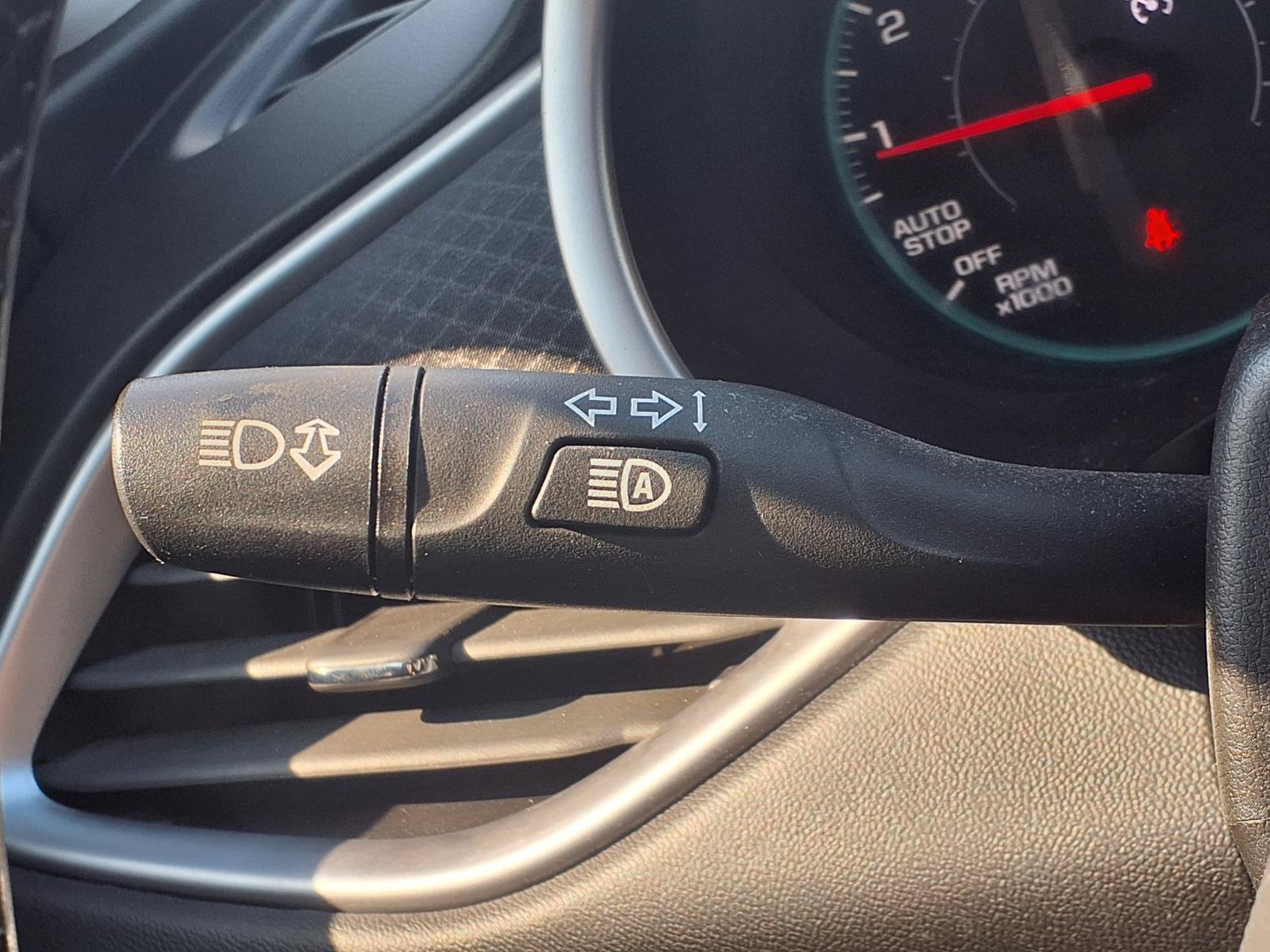 Used 2025 Chevrolet Malibu RS FWD image 13