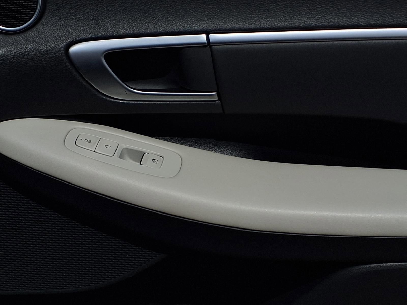 Used 2024 Hyundai Sonata SEL image 25