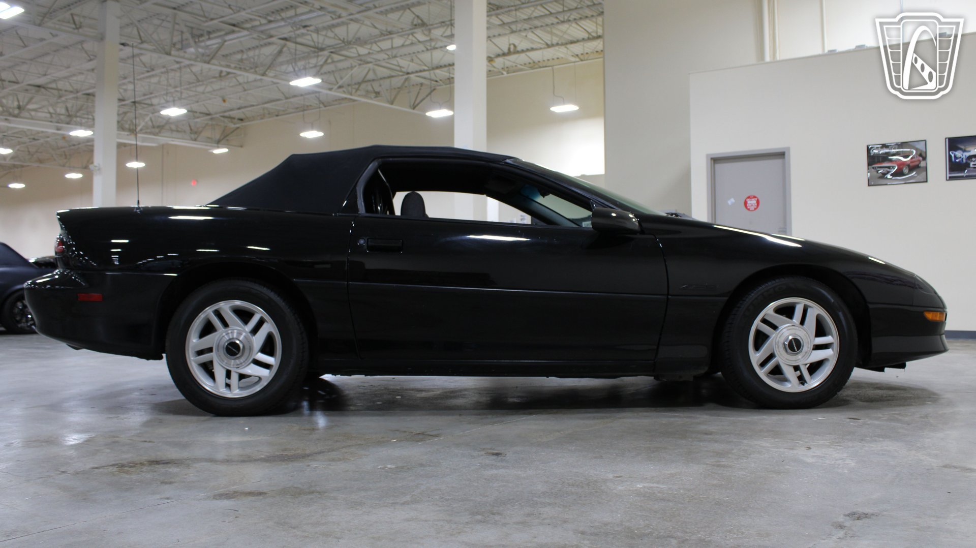 Used 1995 Chevrolet Camaro Z28 RWD image 37