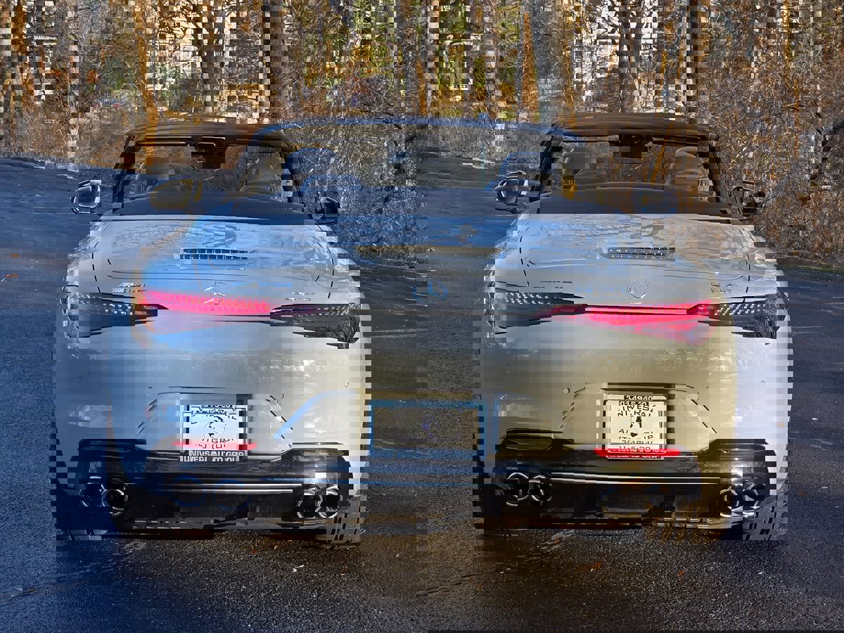 Used 2023 Mercedes-Benz SL 43 AMG image 5