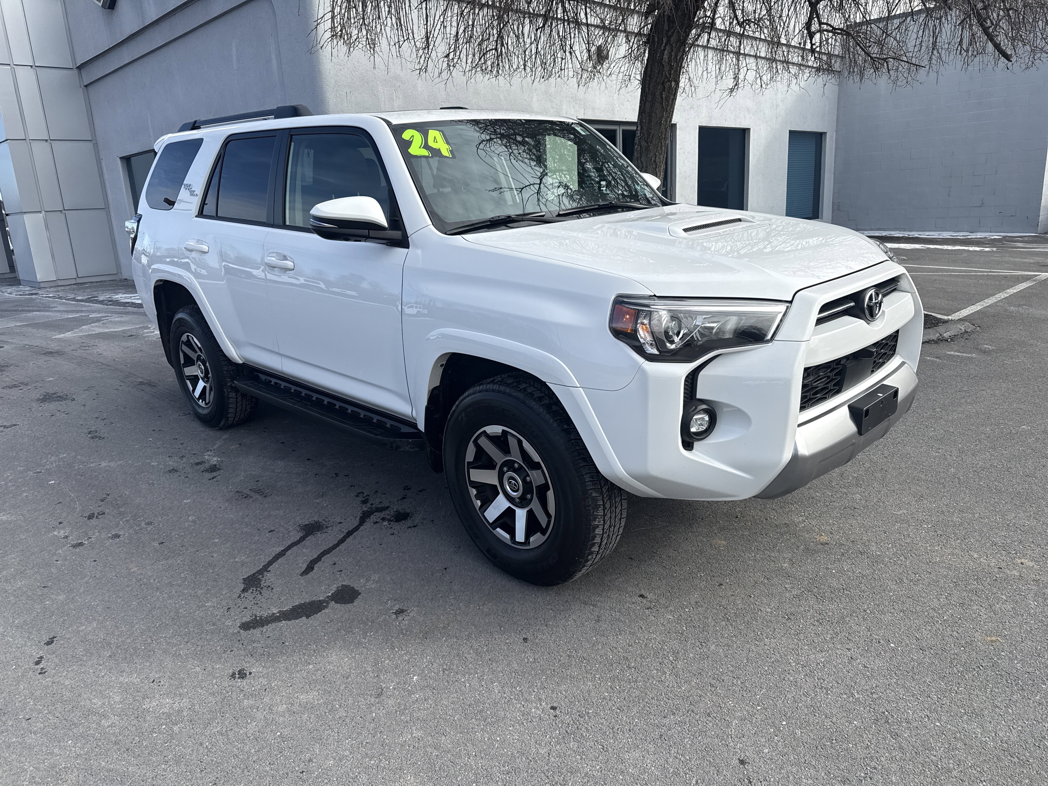 Used 2024 Toyota 4Runner TRD Off-Road Premium w/ Off Road Premium Plus Package image 1