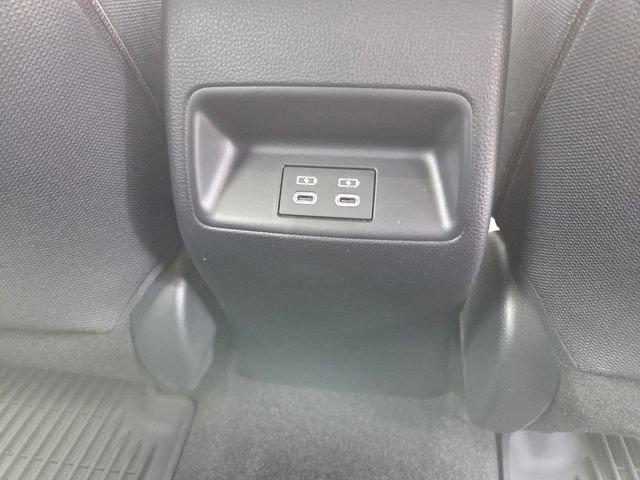 Used 2024 Toyota Corolla SE image 12
