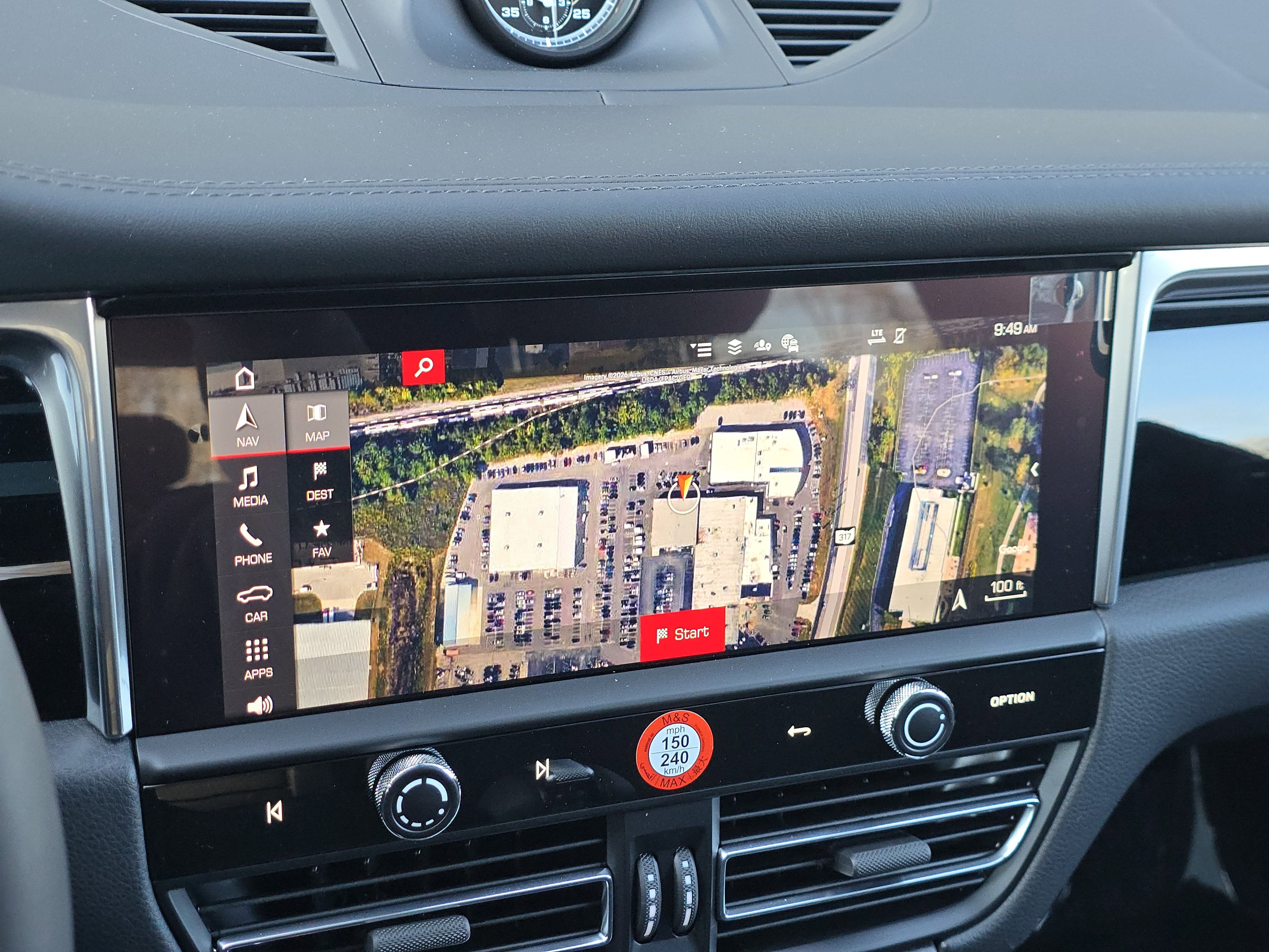 New 2026 Porsche Macan image 21