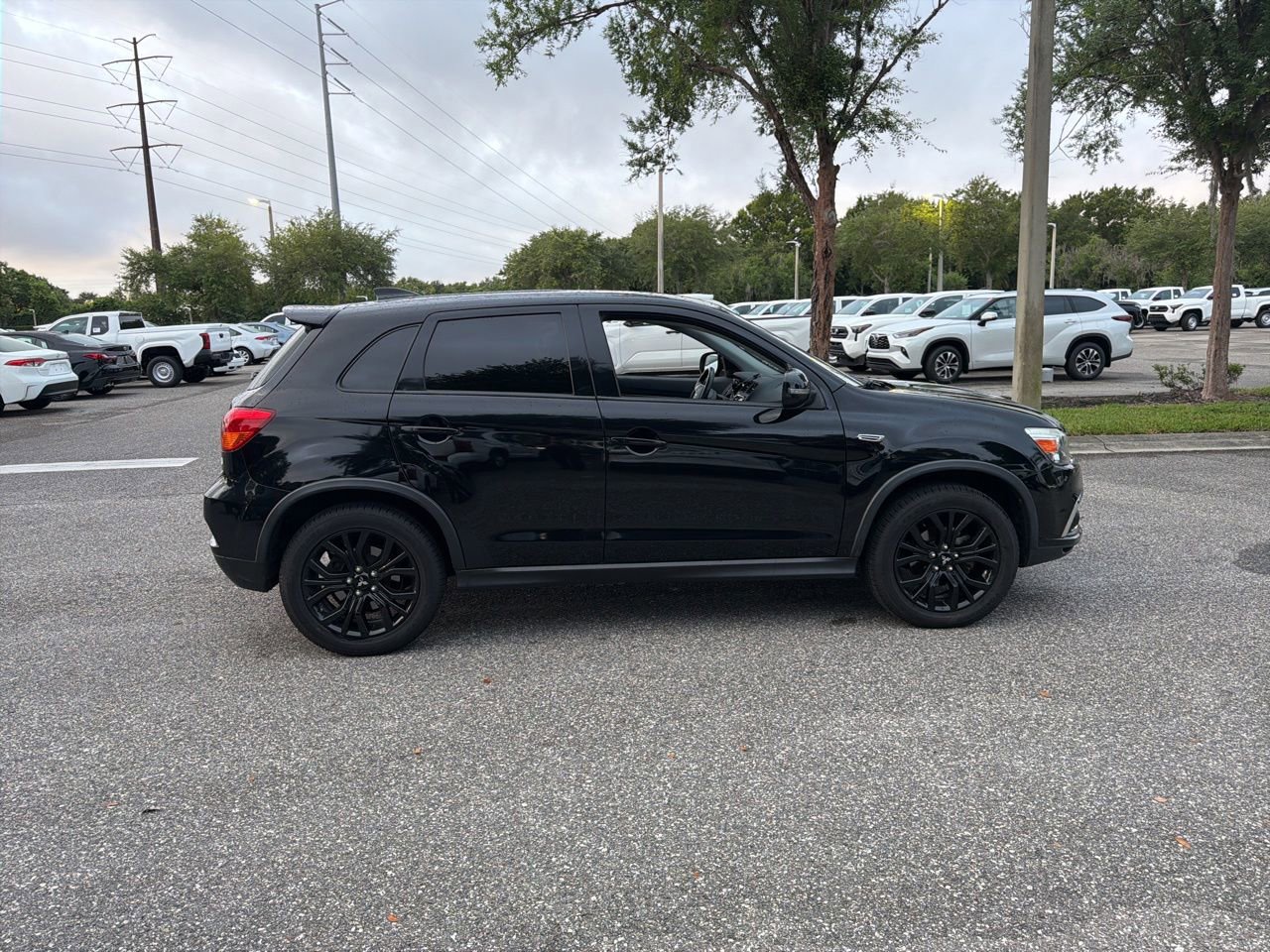 Used 2018 Mitsubishi Outlander Sport LE FWD image 6