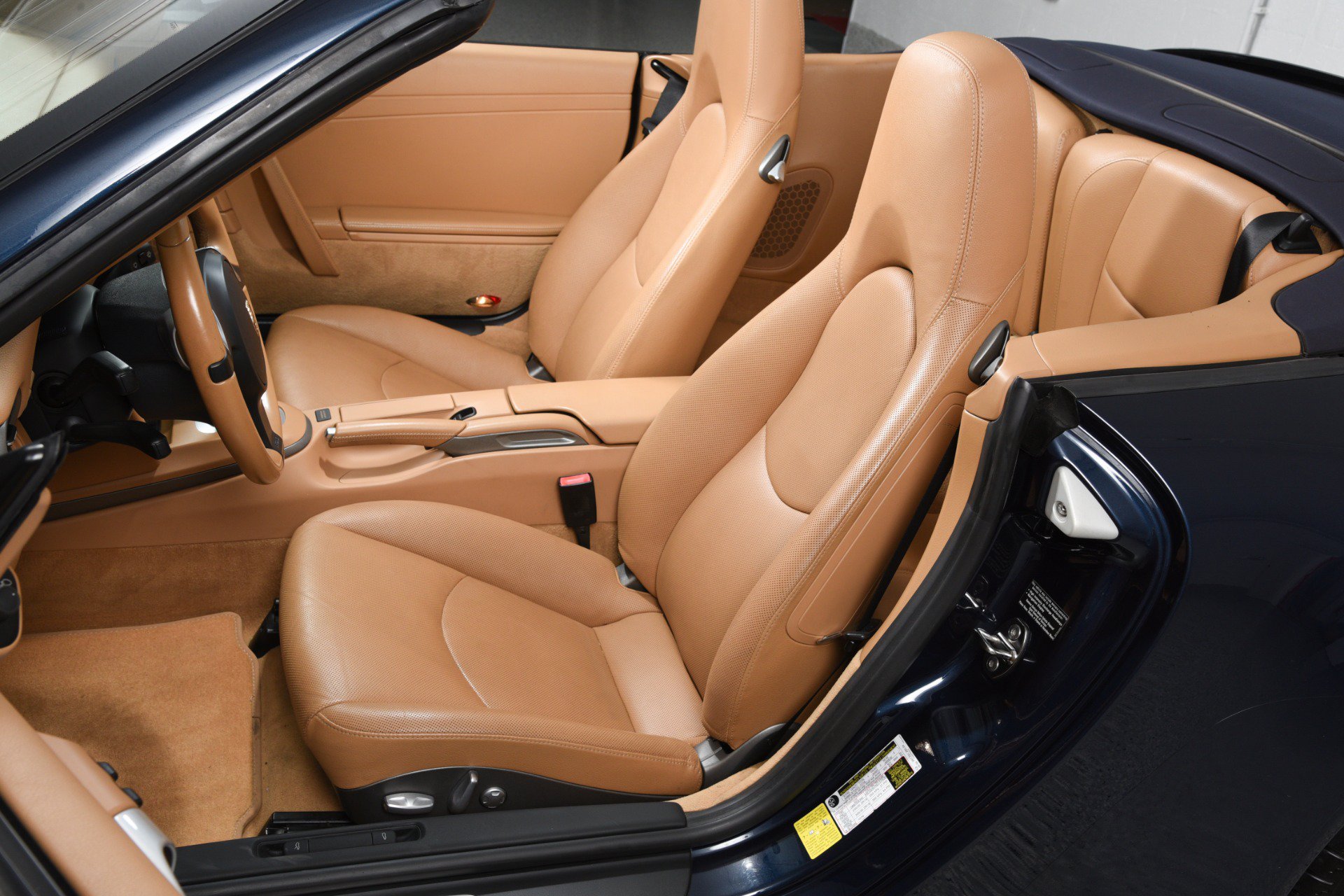 Used 2012 Porsche 911 Carrera 4 AWD/4WD image 6