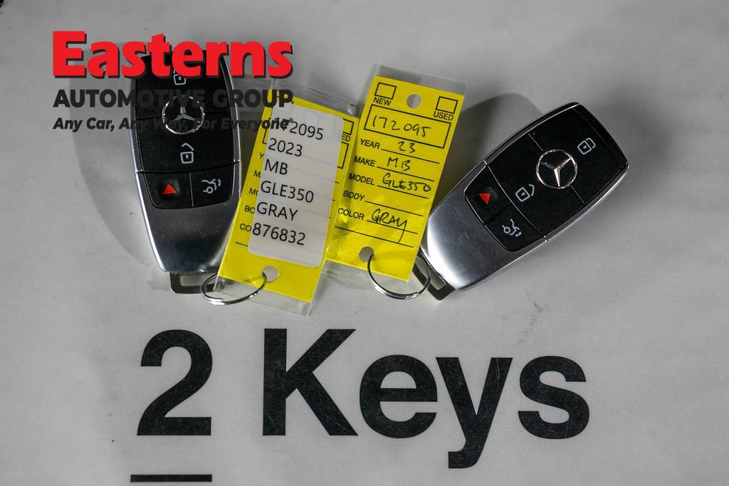 Used 2023 Mercedes-Benz GLE 350 4MATIC w/ AMG Line Exterior image 25