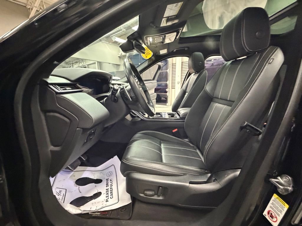 Used 2019 Land Rover Range Rover Velar R-Dynamic SE image 56