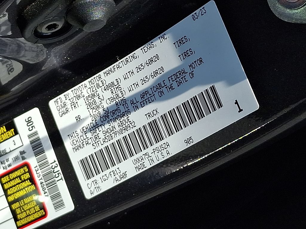 Used 2023 Toyota Tundra SR5 w/ SR5 Convenience Package AWD/4WD image 27