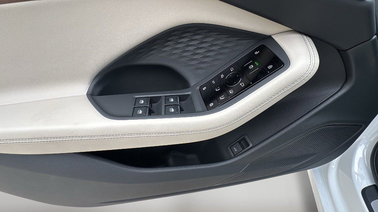 New 2026 Audi A6 Premium AWD/4WD image 13