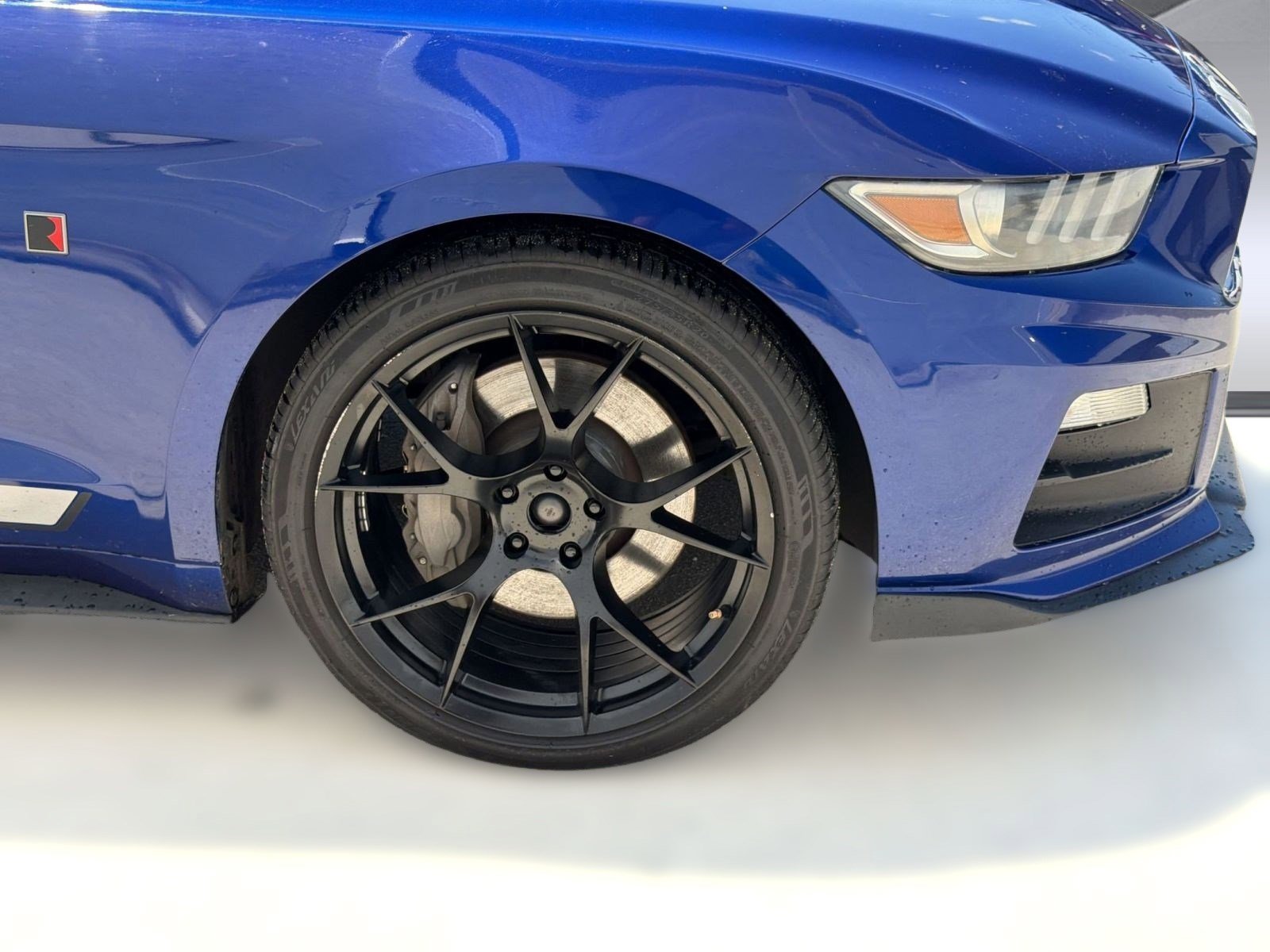 Used 2015 Ford Mustang Premium w/ Ecoboost Performance Package RWD image 12