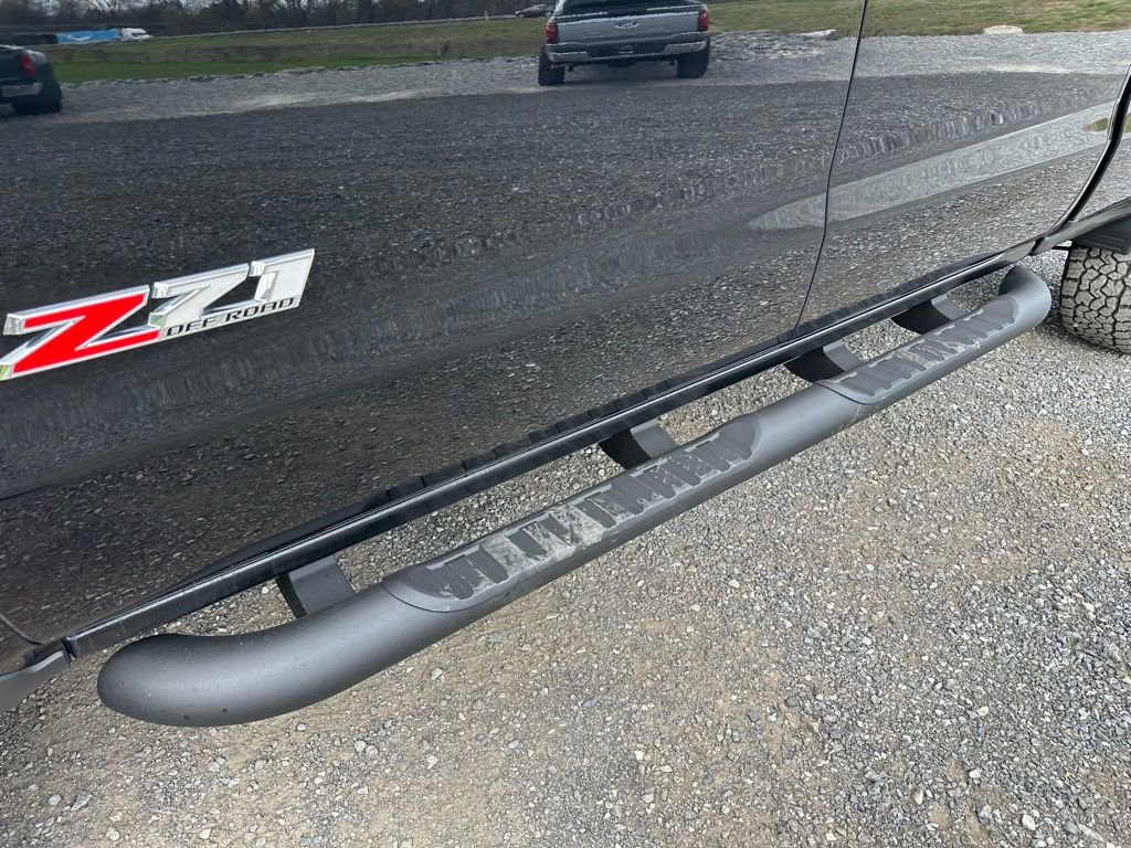 Used 2018 Chevrolet Silverado 2500 LTZ w/ Midnight Edition image 11