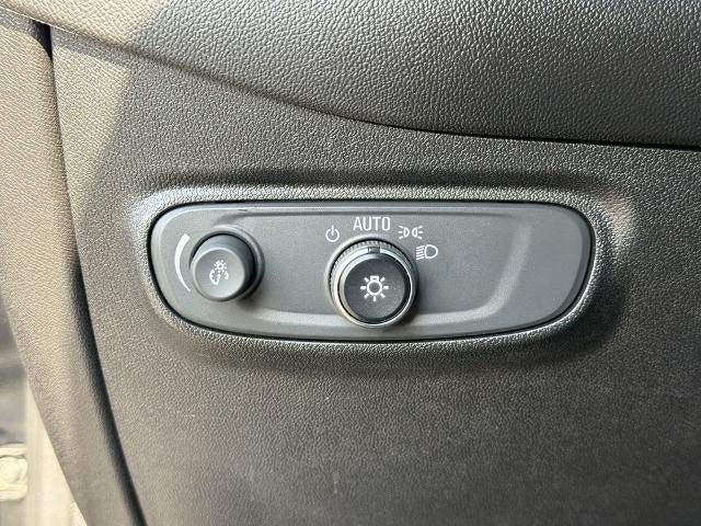 Used 2019 Chevrolet Equinox LT FWD image 33