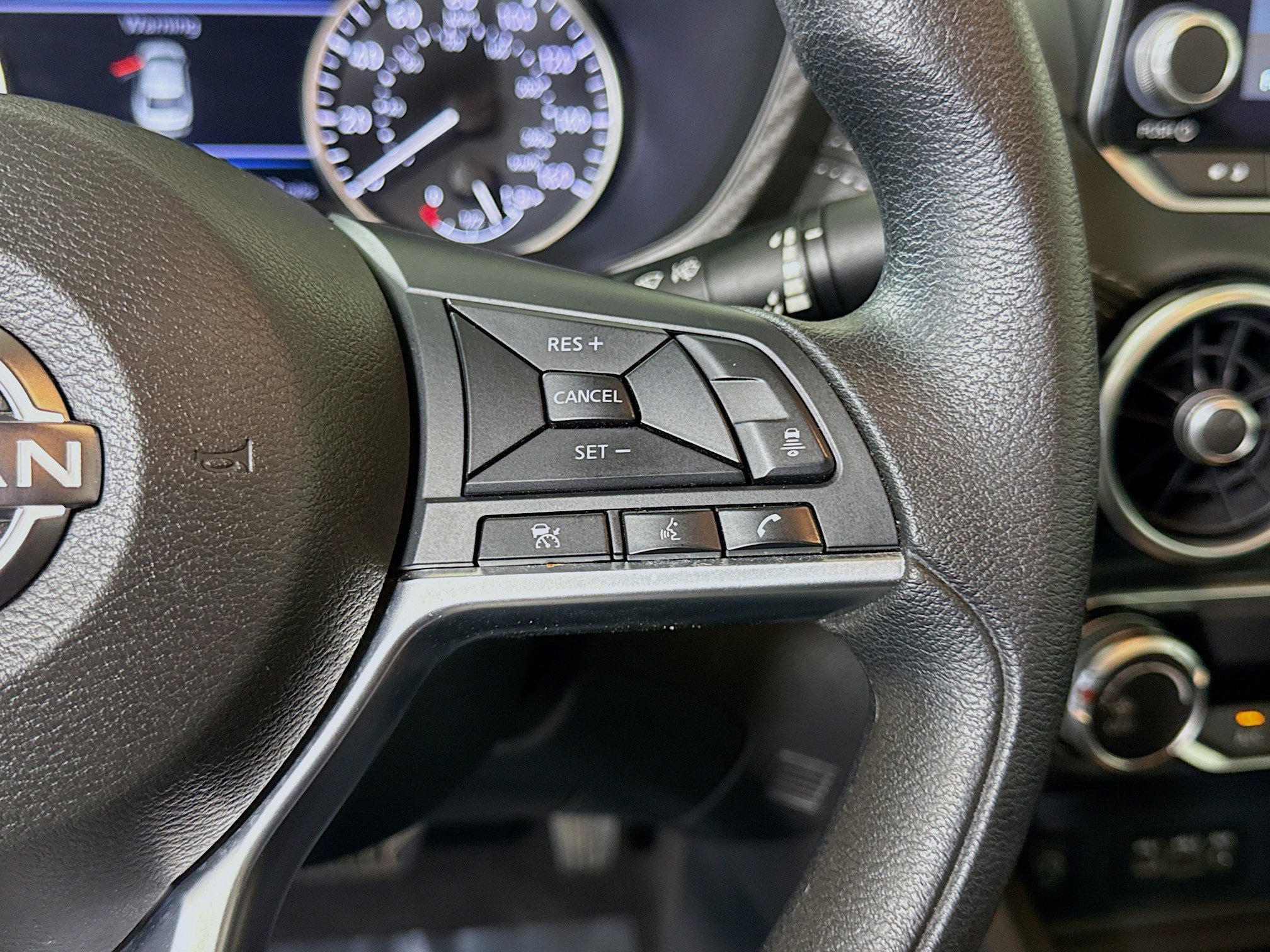 Used 2024 Nissan Sentra SV image 15