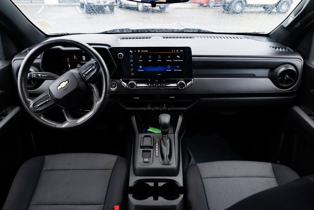 Used 2023 Chevrolet Colorado W/T image 8