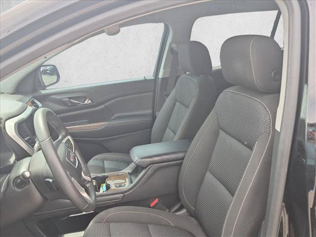 Used 2021 GMC Acadia SLE w/ Driver Convenience Package FWD image 10