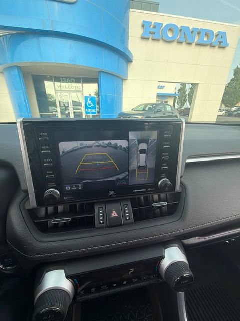 Used 2021 Toyota RAV4 Limited AWD/4WD image 3