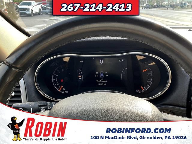 Used 2022 Jeep Grand Cherokee Laredo E AWD/4WD image 15