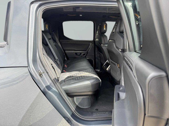 Used 2022 Rivian R1T Adventure image 50