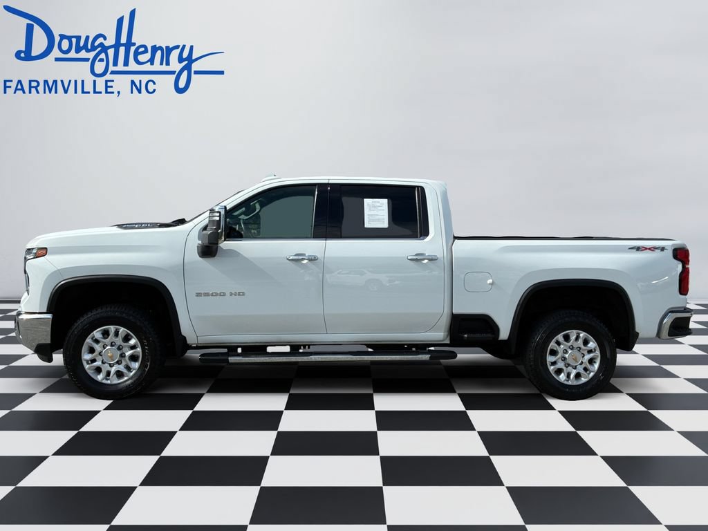 Used 2024 Chevrolet Silverado 2500 LTZ w/ LTZ Convenience Package AWD/4WD image 2