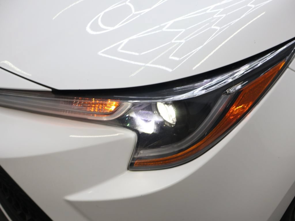Used 2022 Toyota Corolla LE FWD image 29