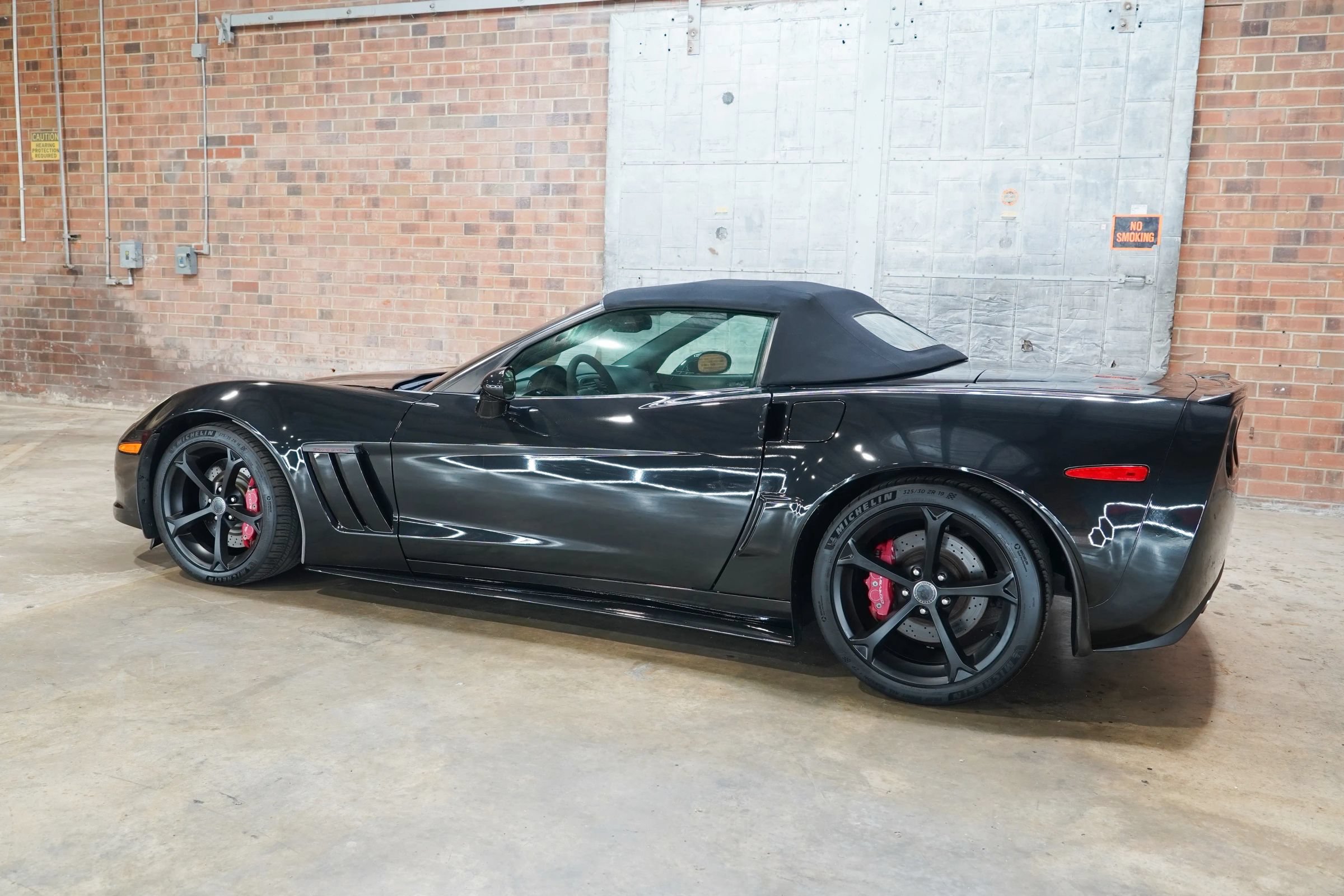 Used 2012 Chevrolet Corvette Grand Sport w/ 3LT Preferred Equipment Group RWD image 10