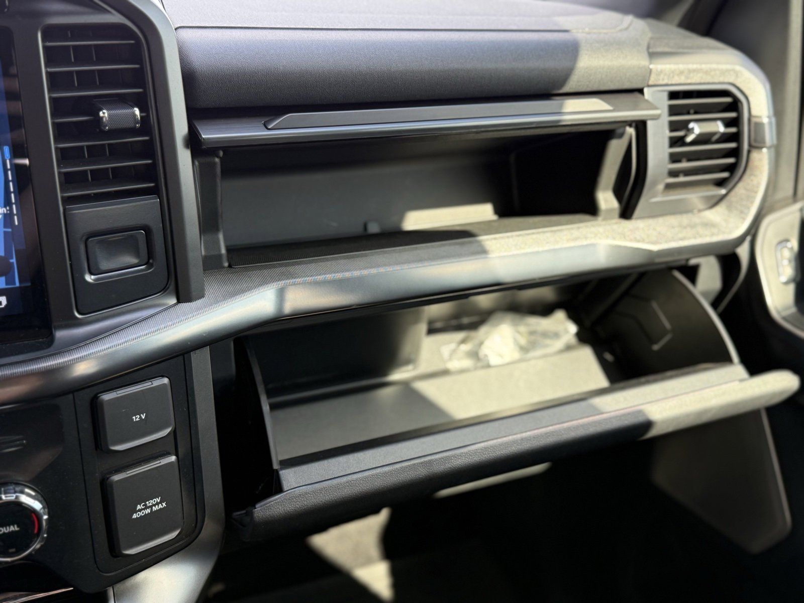 Used 2024 Ford F150 Lariat w/ Equipment Group 502A High image 33