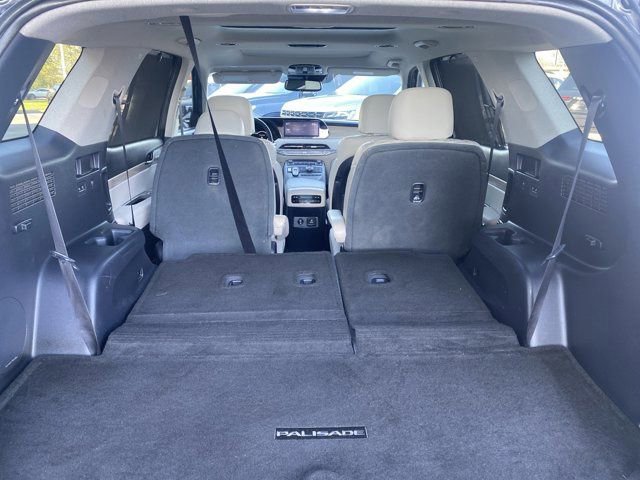 Used 2021 Hyundai Palisade Limited w/ Winter Package AWD/4WD image 9