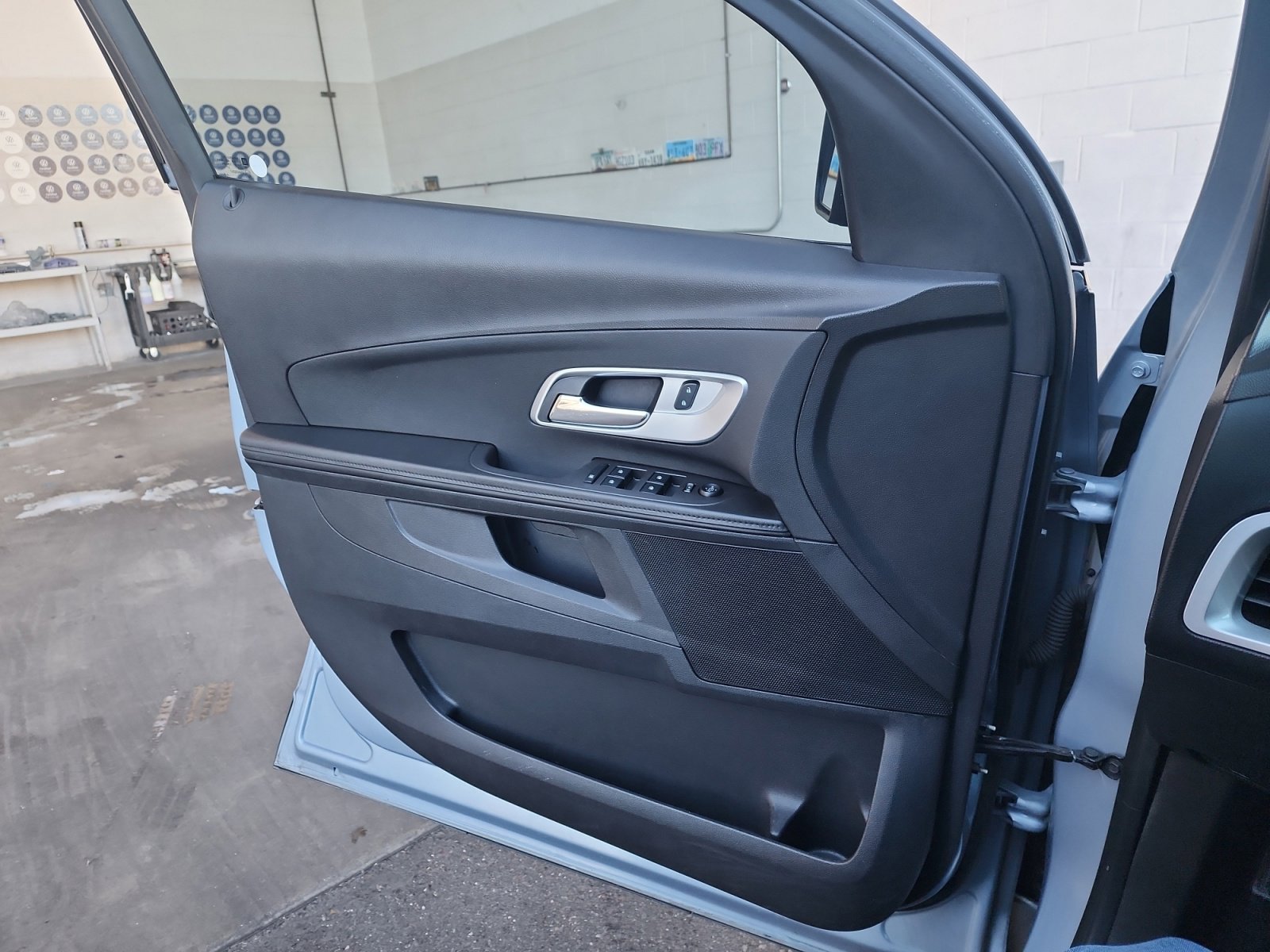 Used 2015 Chevrolet Equinox LS image 13