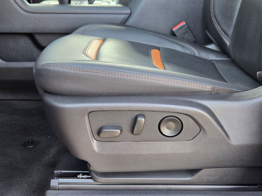 Used 2025 GMC Sierra 1500 AT4 w/ AT4 Premium Package image 14