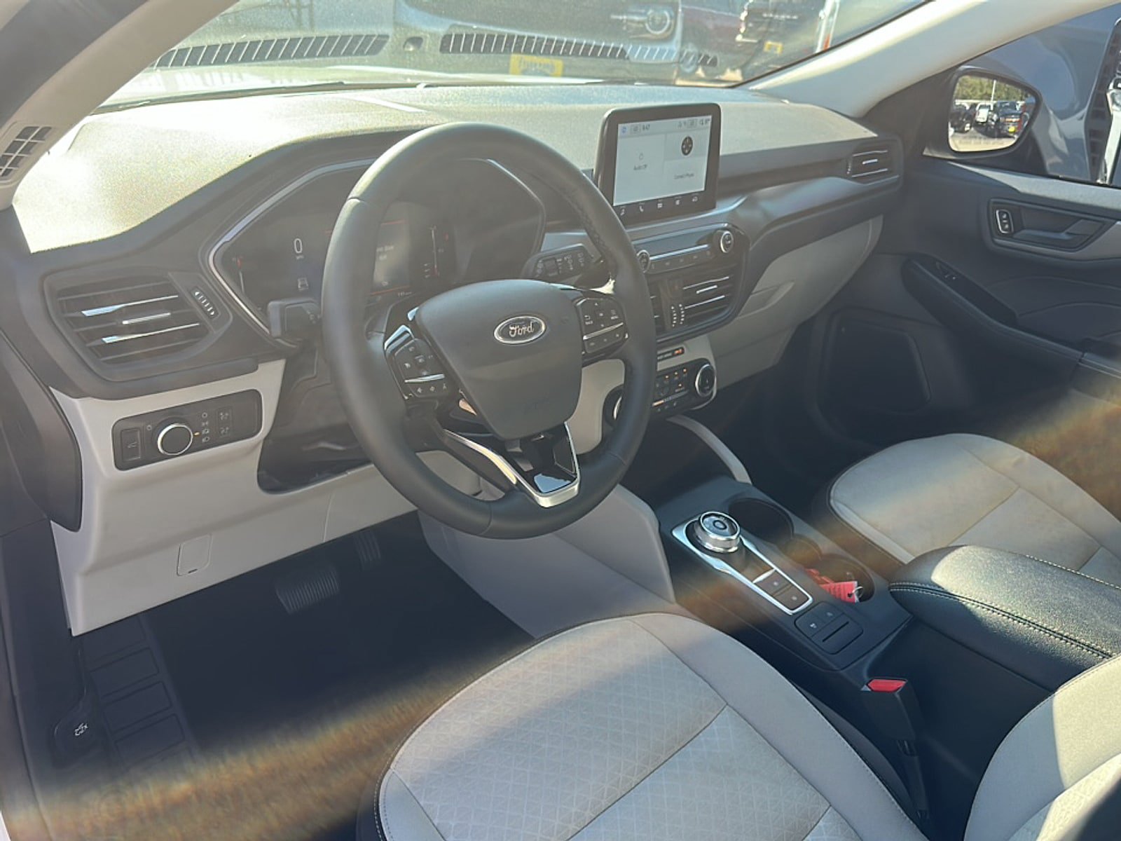 Used 2024 Ford Escape Active w/ Cold Weather Package FWD image 10