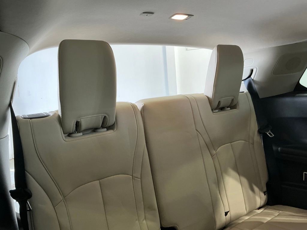 Used 2025 INFINITI QX60 Pure image 15