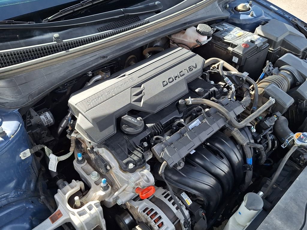 Certified 2021 Hyundai Elantra Limited image 32