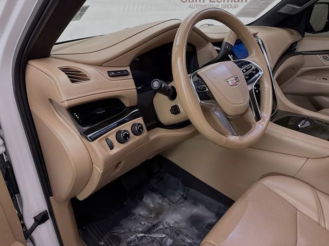 Used 2020 Cadillac Escalade Platinum image 12