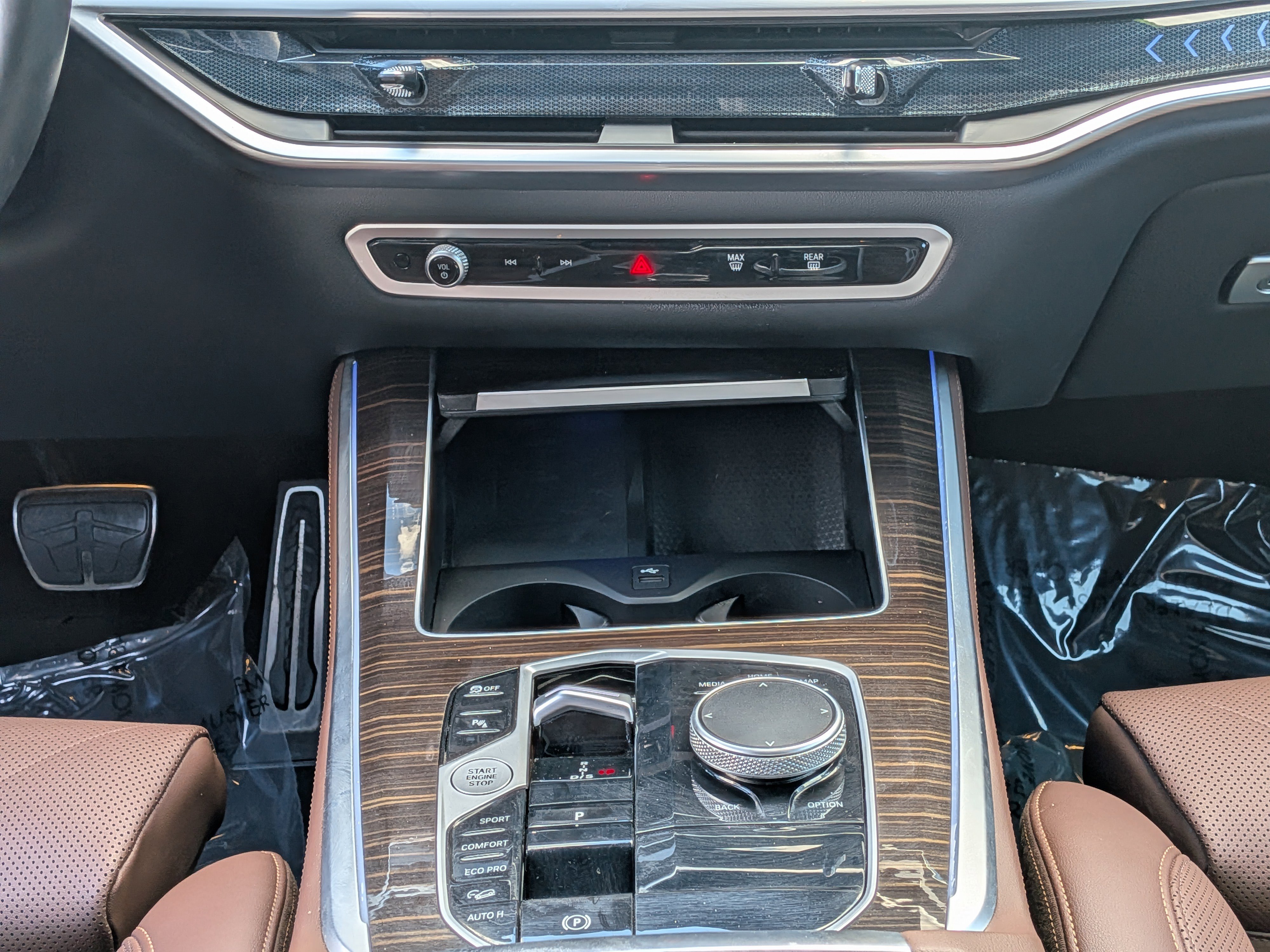 Used 2026 BMW X5 xDrive40i w/ M Sport Package AWD/4WD image 22
